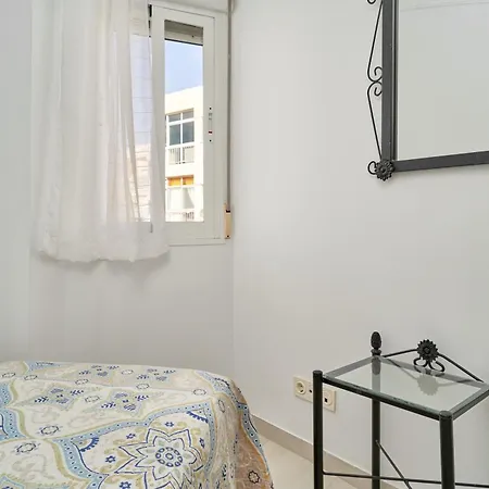 Lola 2 * Nerja